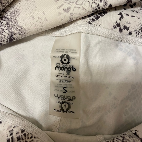 MATCHING WORKOUT SET - Picture 4 of 5